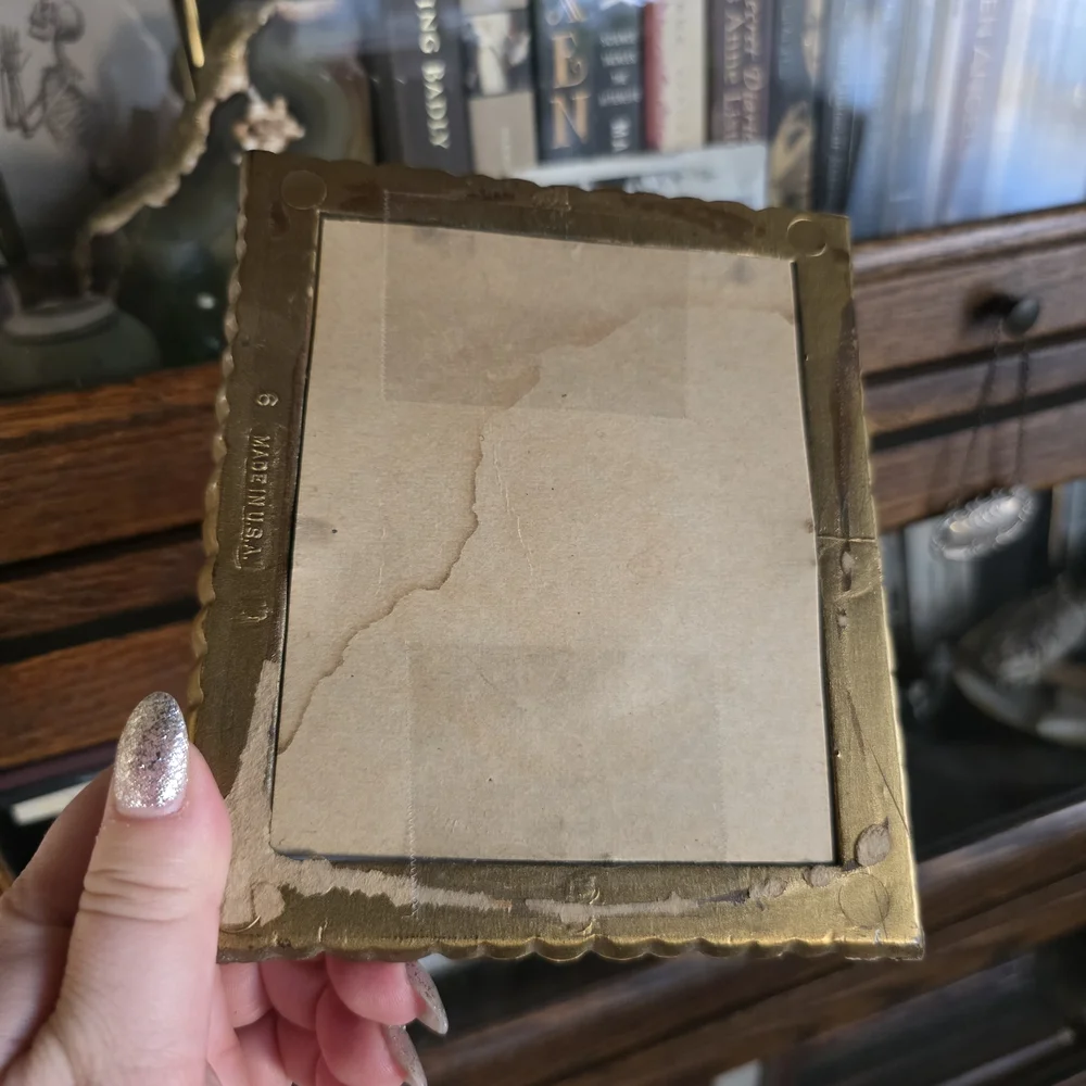 Vintage America Home Accents Collection with Gold and Brown Tones - Picture 14 of 15